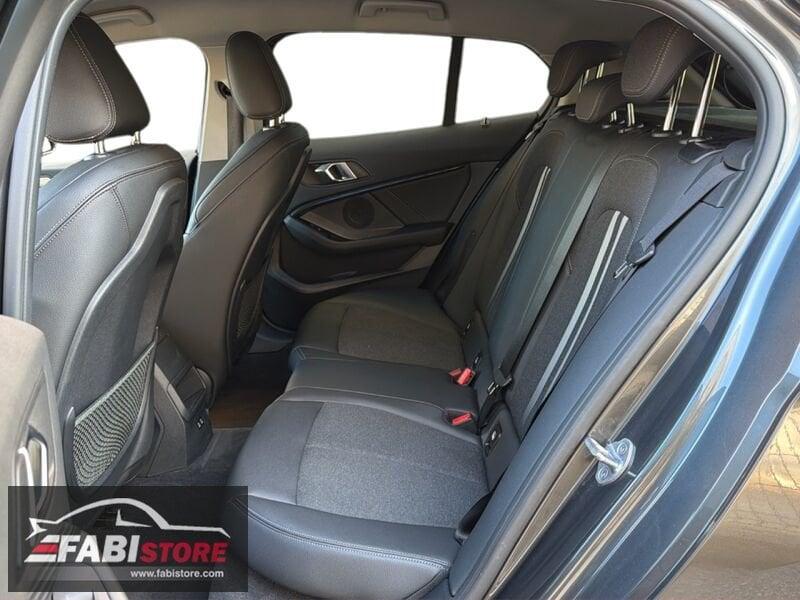 BMW Serie 1 118i Business Advantage Automatic - LED, Navi, Cruise, CarPlay ecc