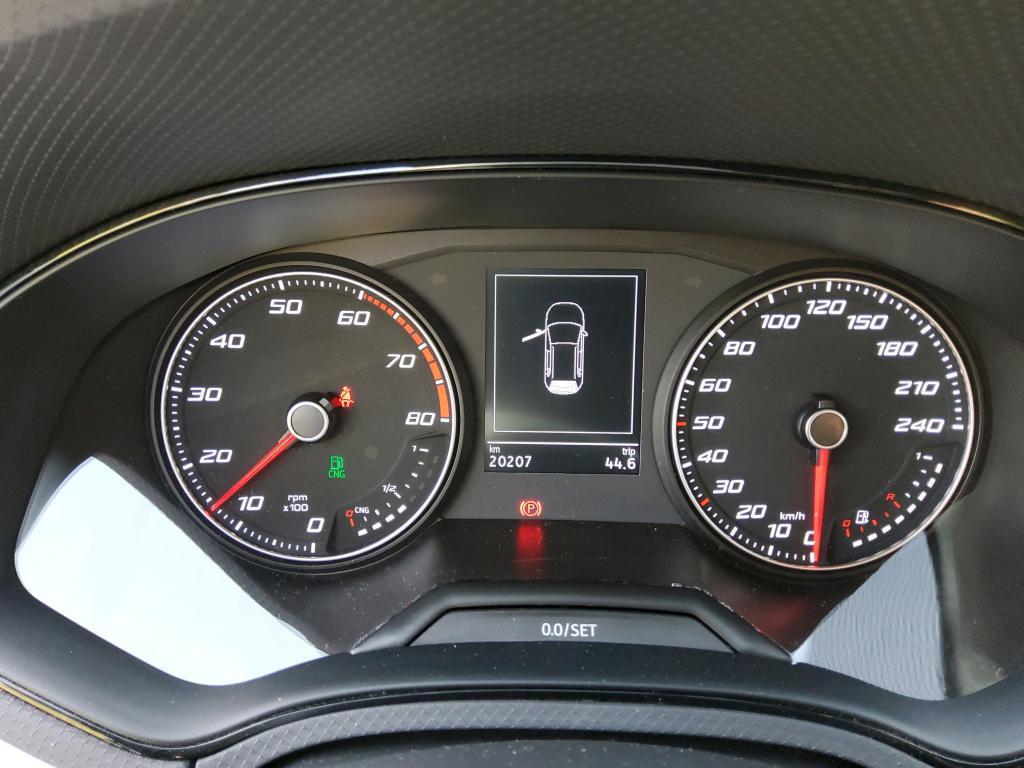 Seat Arona 1.0 TGI FR Navi, Sedili riscaldati, Retrocamera