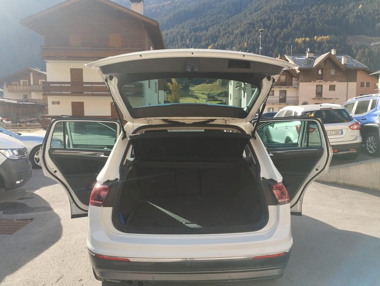 Volkswagen Tiguan 2.0 TDI SCR 4MOTION Business BlueMotion Technology