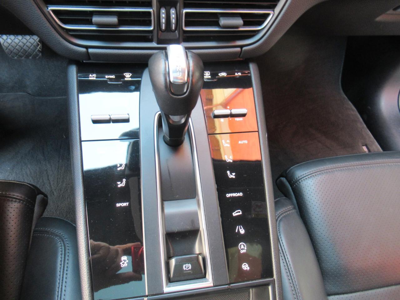 Porsche Macan 2.0 265CV