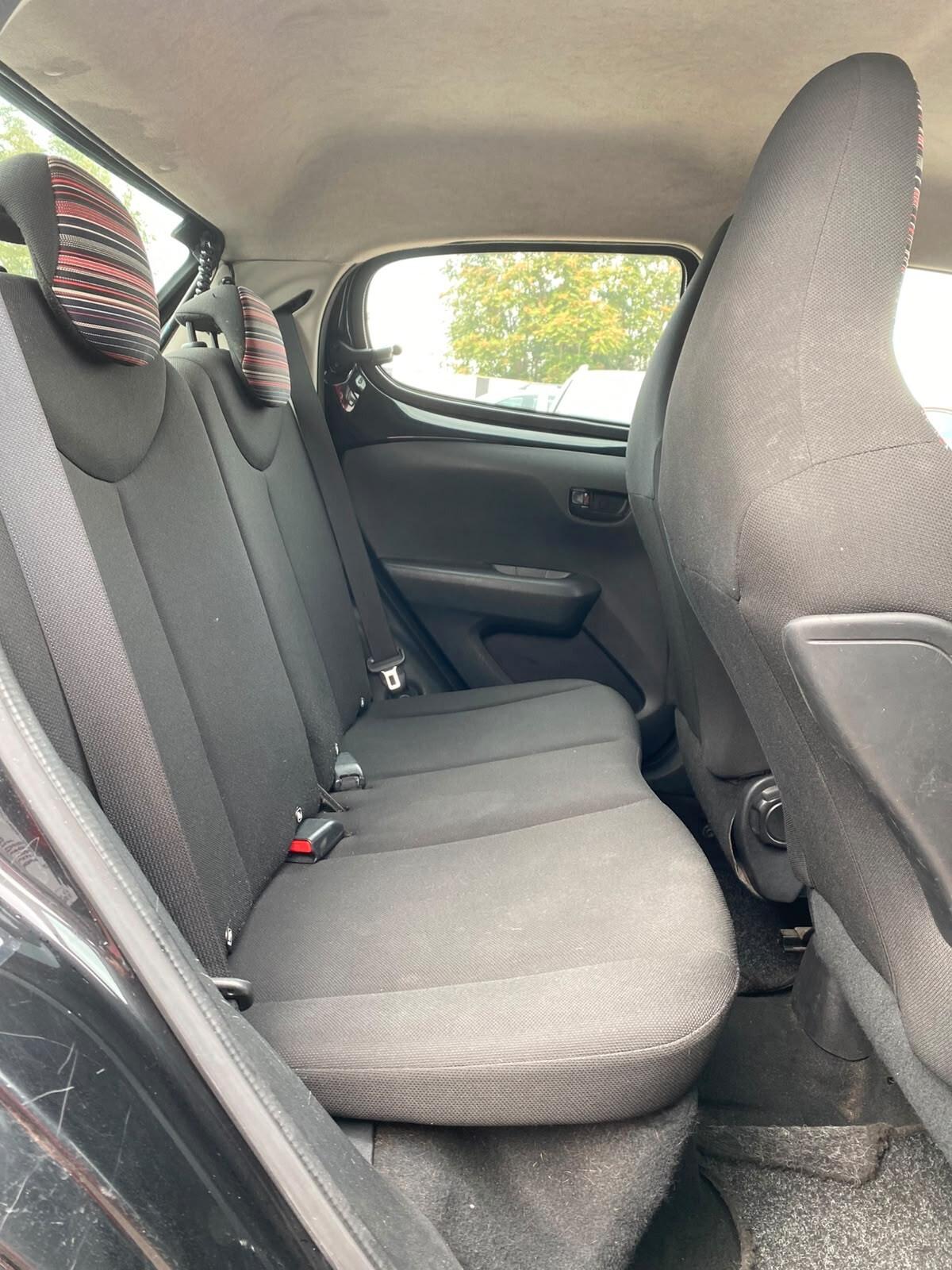 Citroen C1 VTi 72 ETG 5 porte Urban Ride