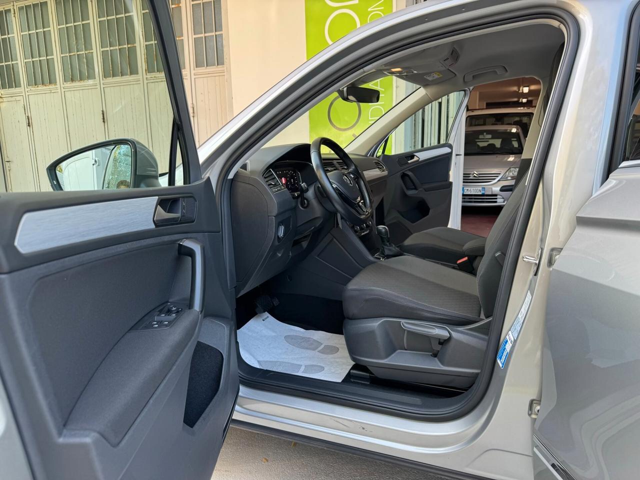 Volkswagen Tiguan 2.0 tdi R-Line 4motion 150cv dsg