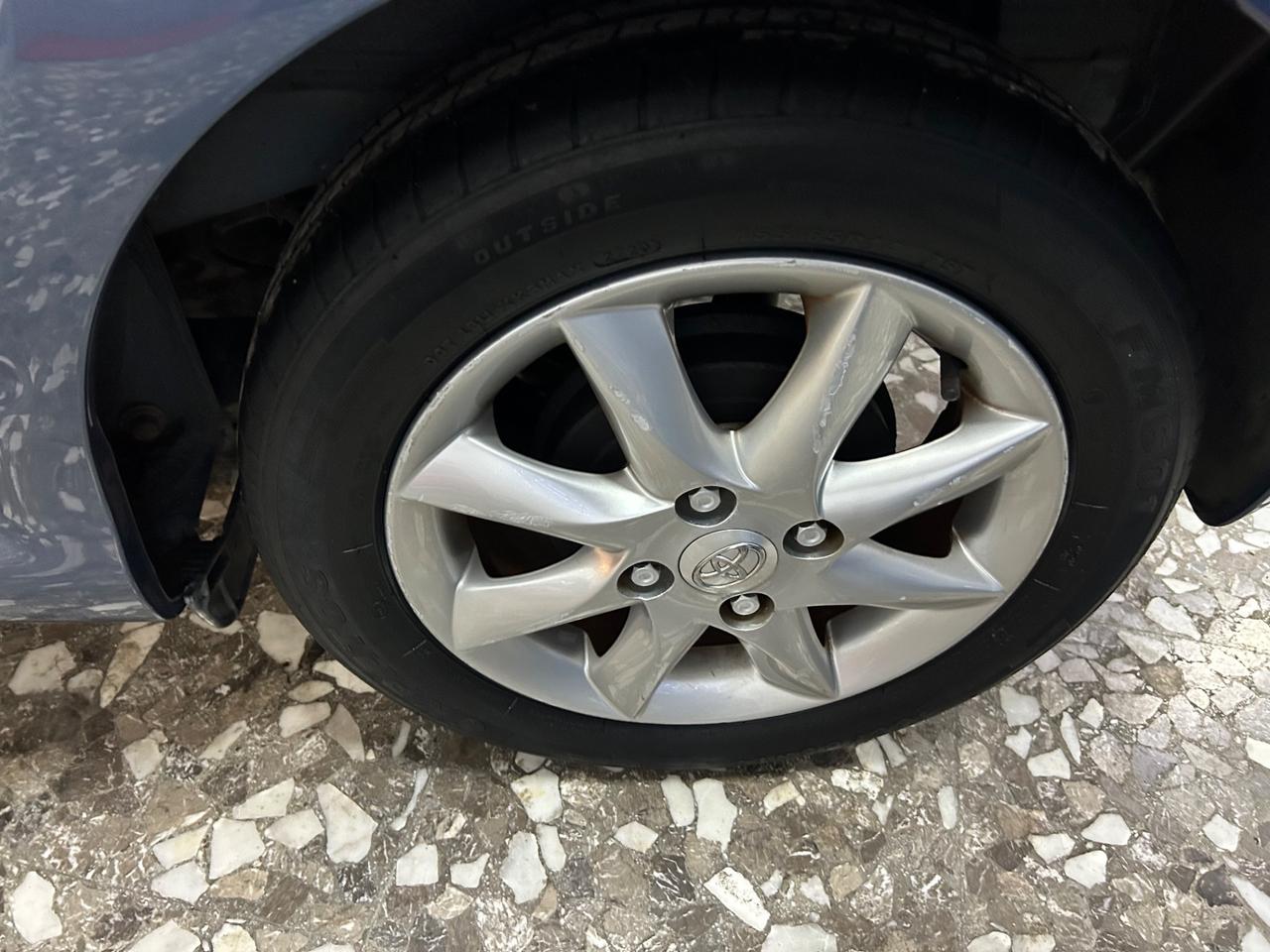 Toyota Aygo 1.0 Benz 5 porte A/C Servosterzo