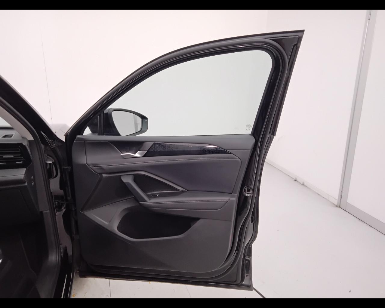 VOLKSWAGEN Tiguan III 2024 - Tiguan 2.0 tdi Life 150cv dsg