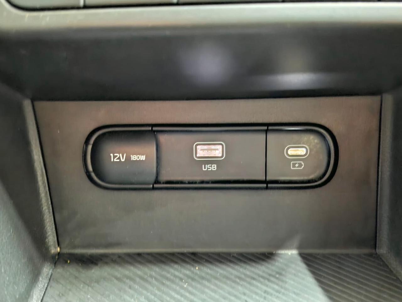 2022 Kia Sportage 1.6 CRDi MHEV 163cv Business