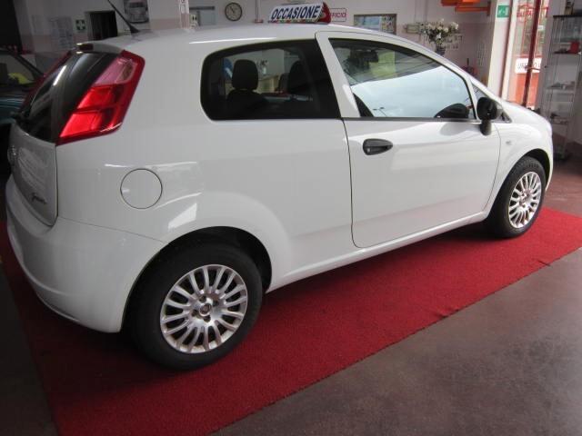 Fiat Punto 1.2 8V 3 porte Easy NEOPATENTATI