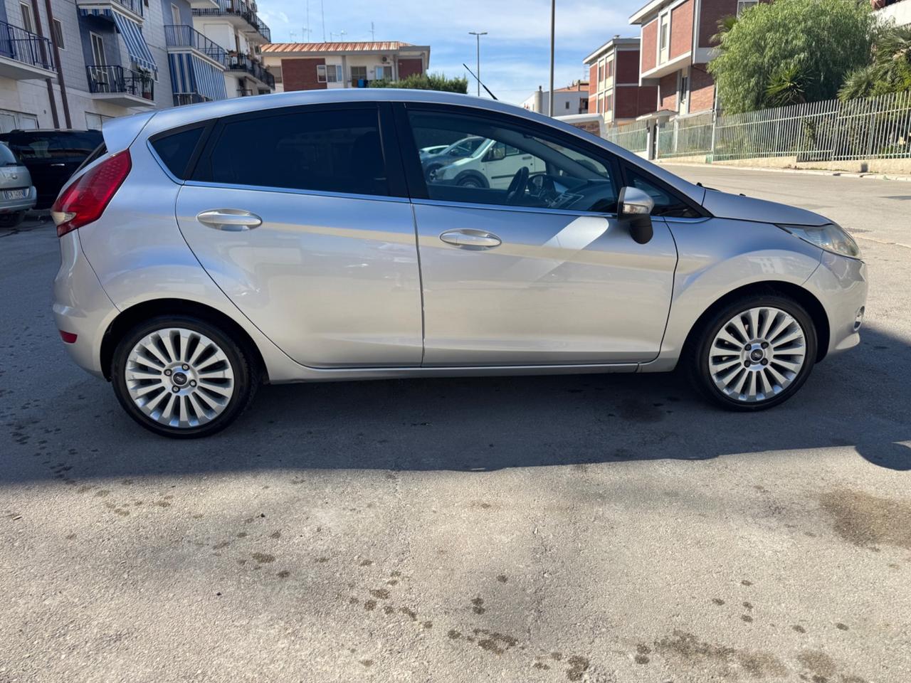 Ford Fiesta 1.4 TDCi 5p. Titanium