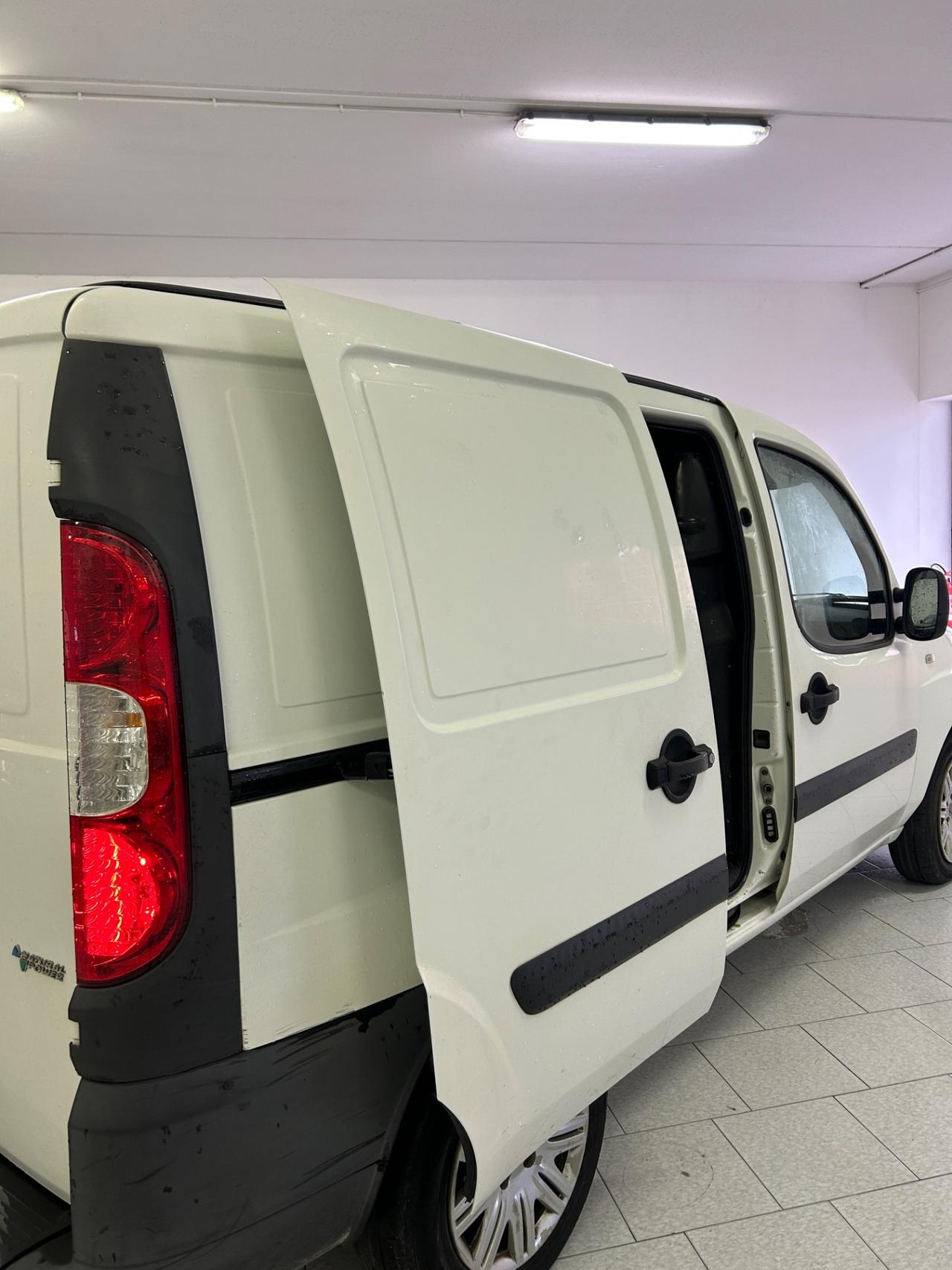 Fiat Doblo Doblò 1.6 16V Natural Power Active