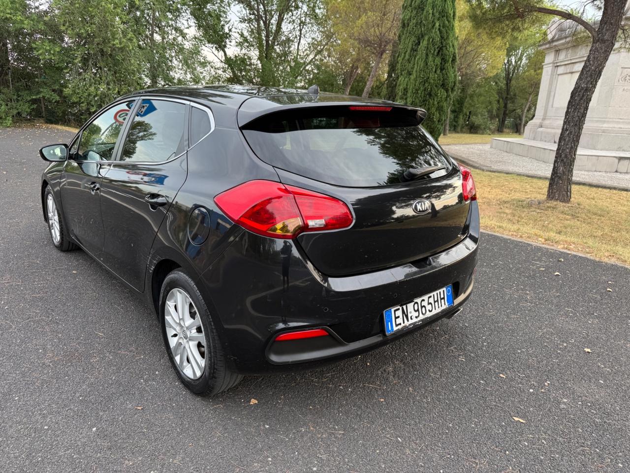 Kia Ceed cee'd 1.6 CRDi 110 CV 5 porte Cool