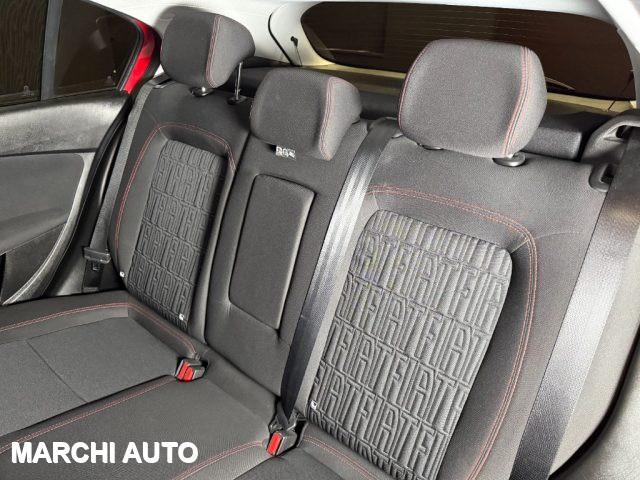 FIAT Tipo 1.5 Hybrid DCT 5 porte Red CROSS