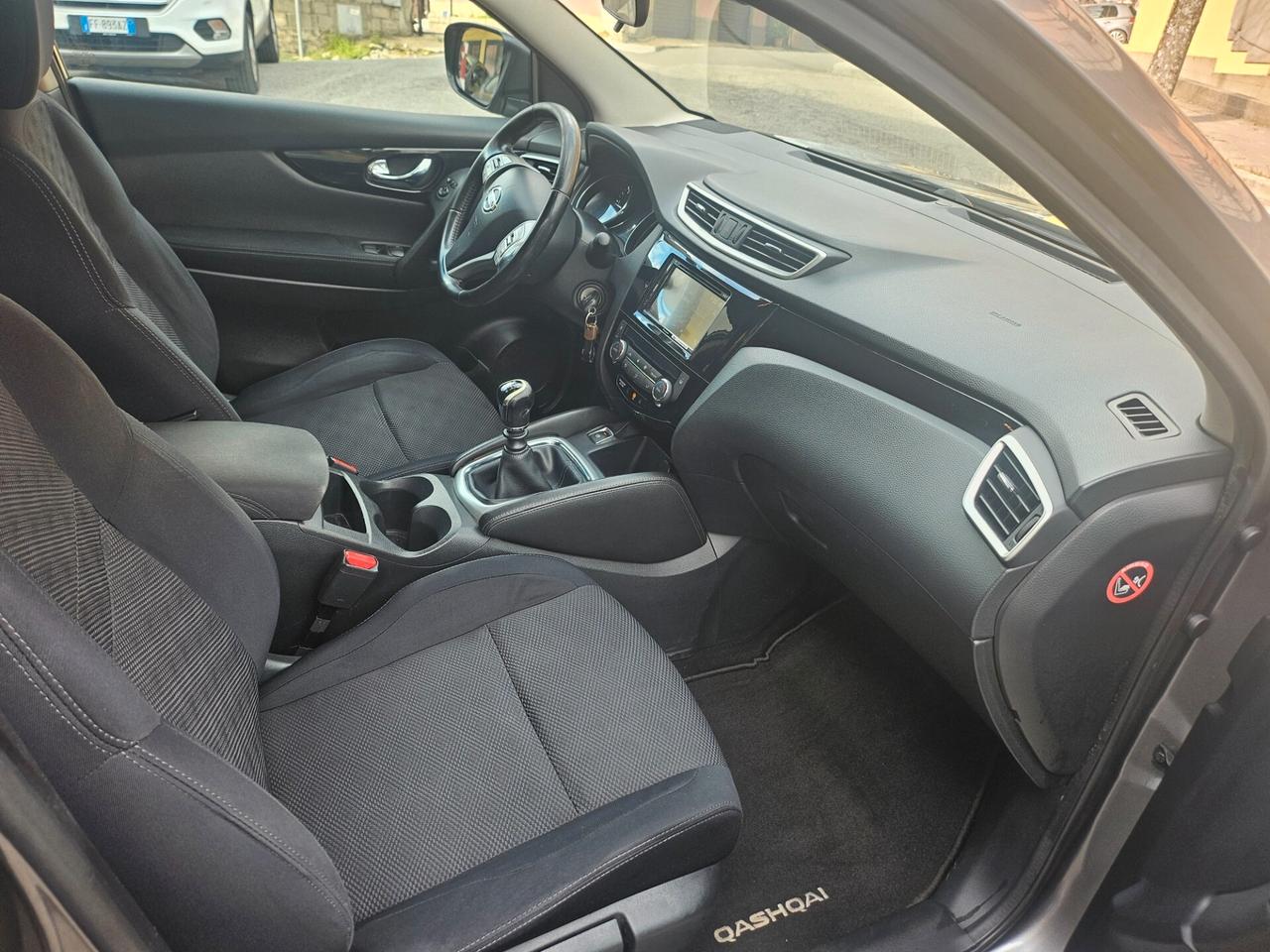 Nissan Qashqai 1.5 dCi Acenta 143.000km 2017