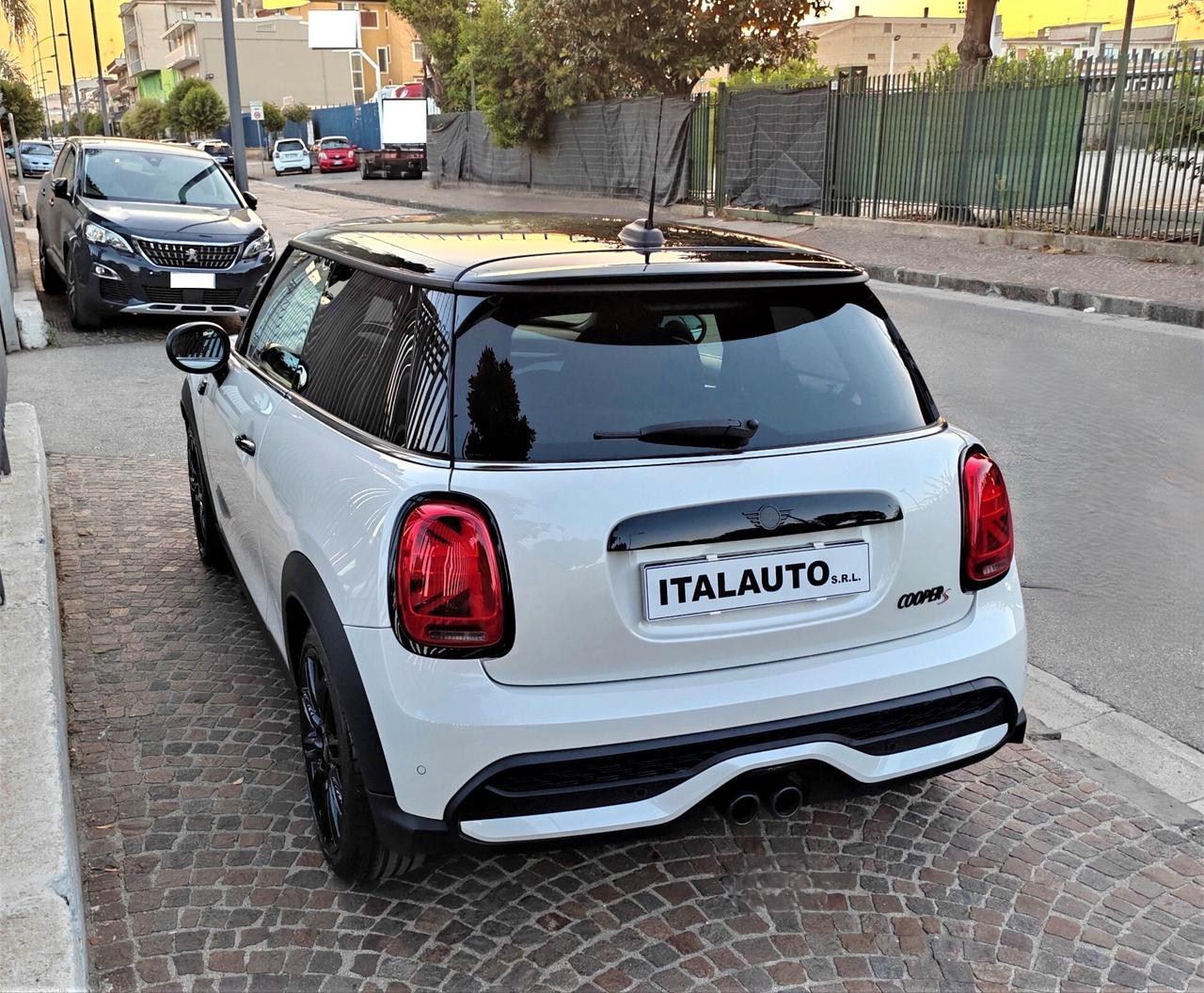 Mini 2.0 Cooper S Essential