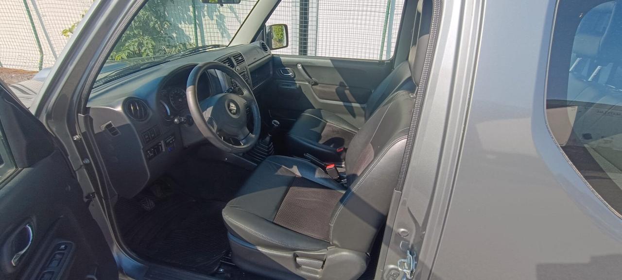 Suzuki Jimny 1.5 DDiS cat 4WD JLX Più