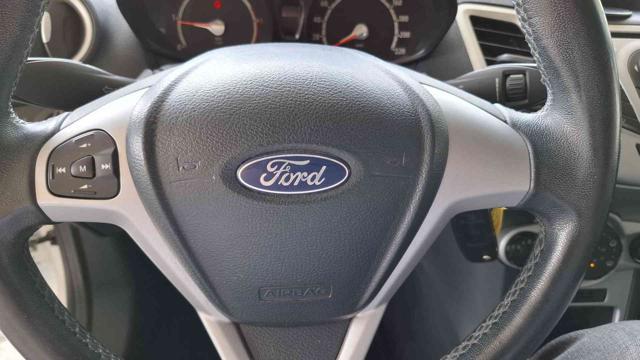 FORD Fiesta 1.6 TDCi ADATTA NEOPATENTATI