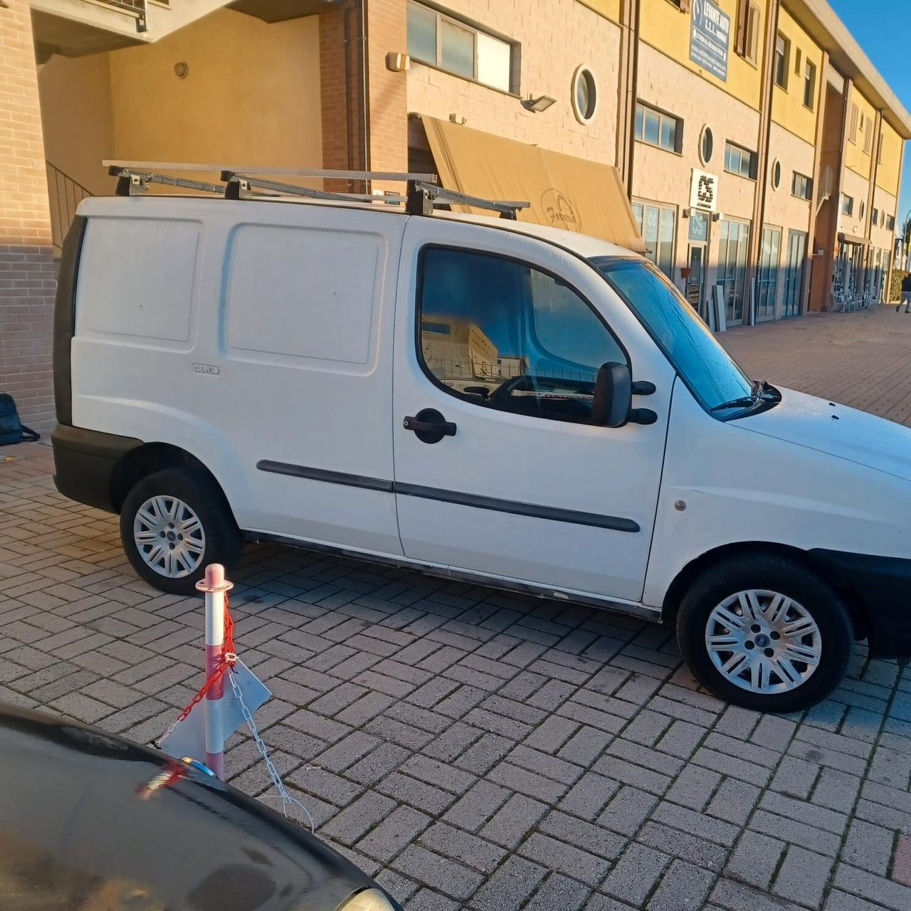 147.038 KM FIAT DOBLO 1.2 FURGONE 2 POSTI