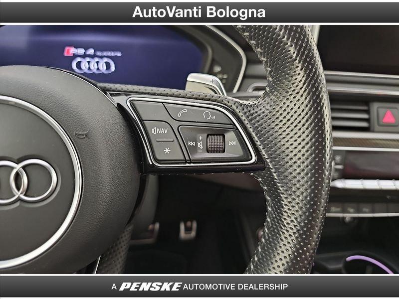 Audi A4 AUDI RS 4 AVANT