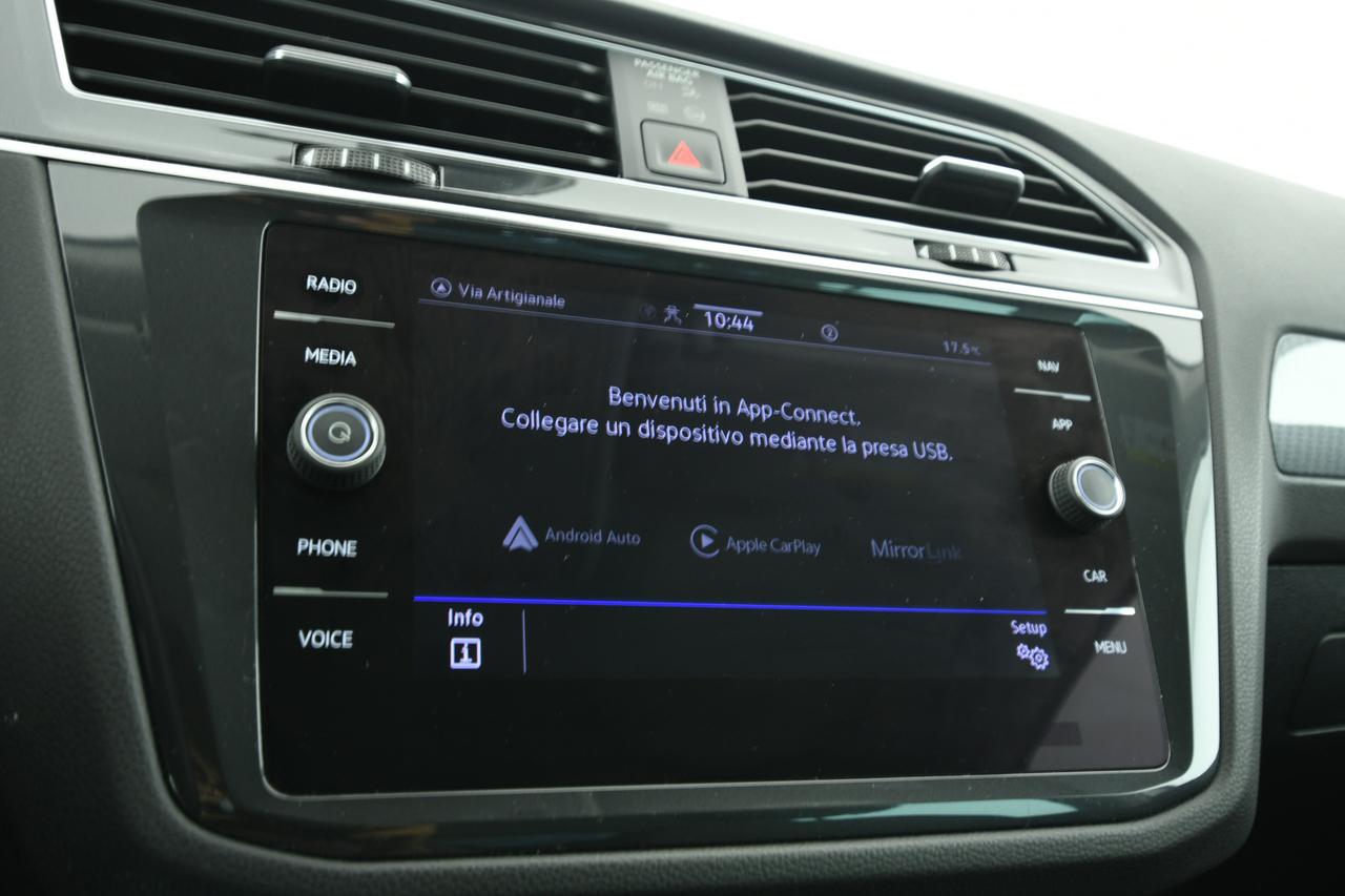 VOLKSWAGEN Tiguan 2.0 tdi Life 150cv dsg APP CONNECT+ACC+LED+C17"