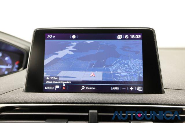 PEUGEOT 3008 BLUEHDI 130 S&S EAT8 ALLURE FARI LED NEOPATENTATI