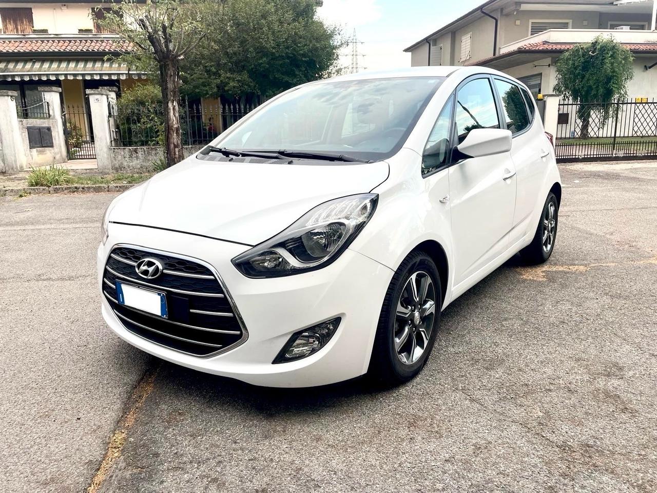 Hyundai iX20 1.4 CRDI 90 CV XPossible per Neopatentati 2015