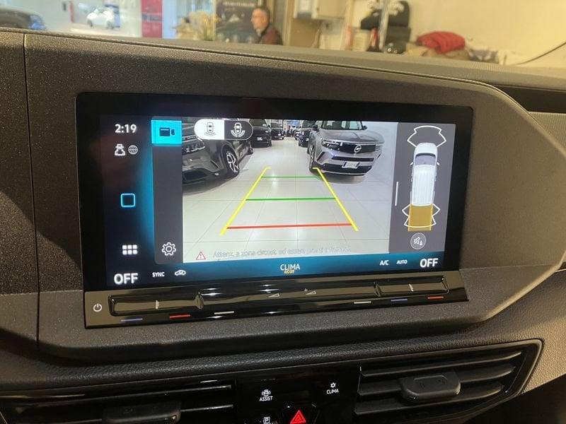 Volkswagen Caddy 2.0 TDI 102 CV Space Maxi Traspoto Disabili 5+1