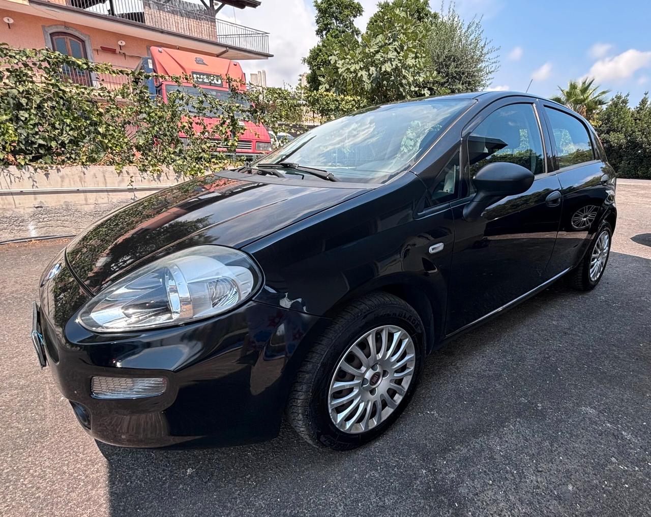 Fiat Punto 1.3 MJT II S&S 95 CV 5 porte Street