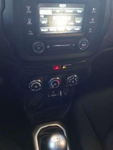 Jeep Renegade 1.6 E-TorQ EVO Sport