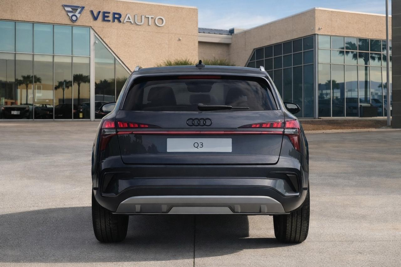 Audi Q3 TFSI 150 kW S tronic quattro Business Advanced Possibilità noleggio no scoring