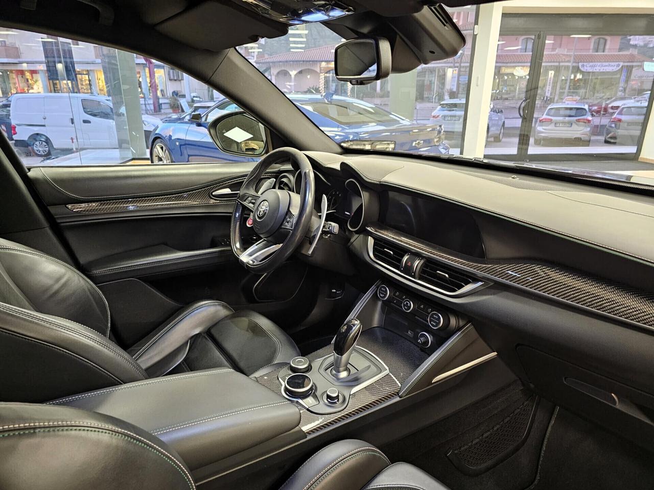 Alfa Romeo Stelvio 2.9 Bi-Turbo V6 510 CV AT8 Quadrifoglio