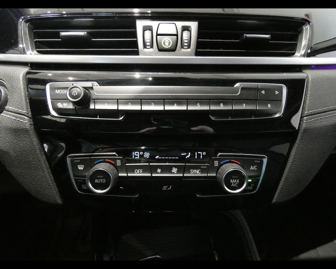 BMW X1 (F48) - X1 xDrive18d xLine