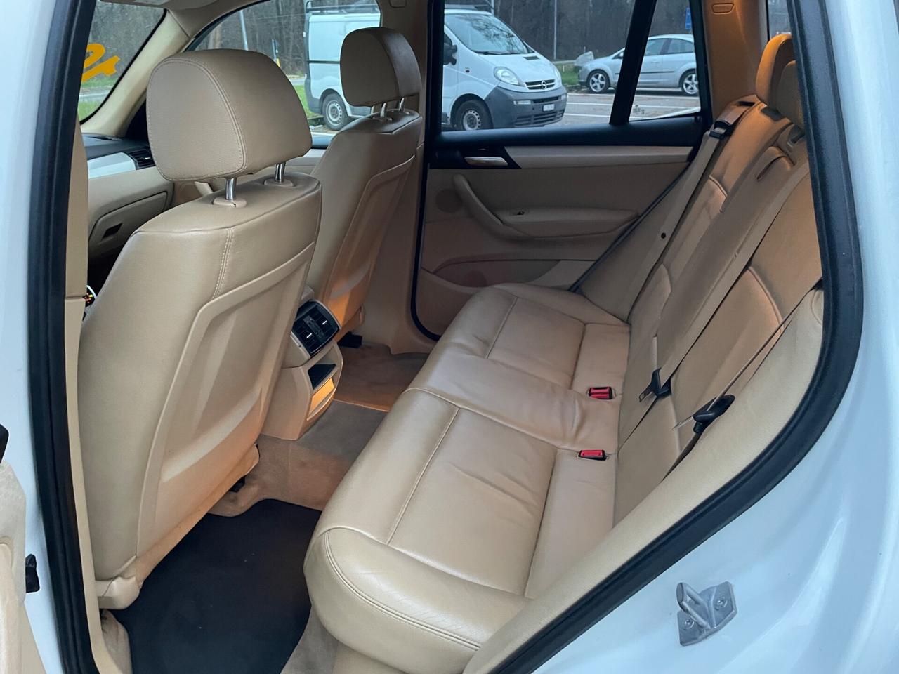 Bmw X3 xDrive20d*Navi*Pelle*Automatik*