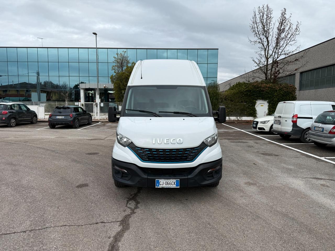 Iveco Daily 35C14NA8V BTor 3.0 CNG PM-TM-RG Furgone Hi-Matic