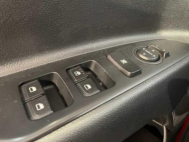 Kia Stonic 1.2 84CV Style - NEOPATENTATI