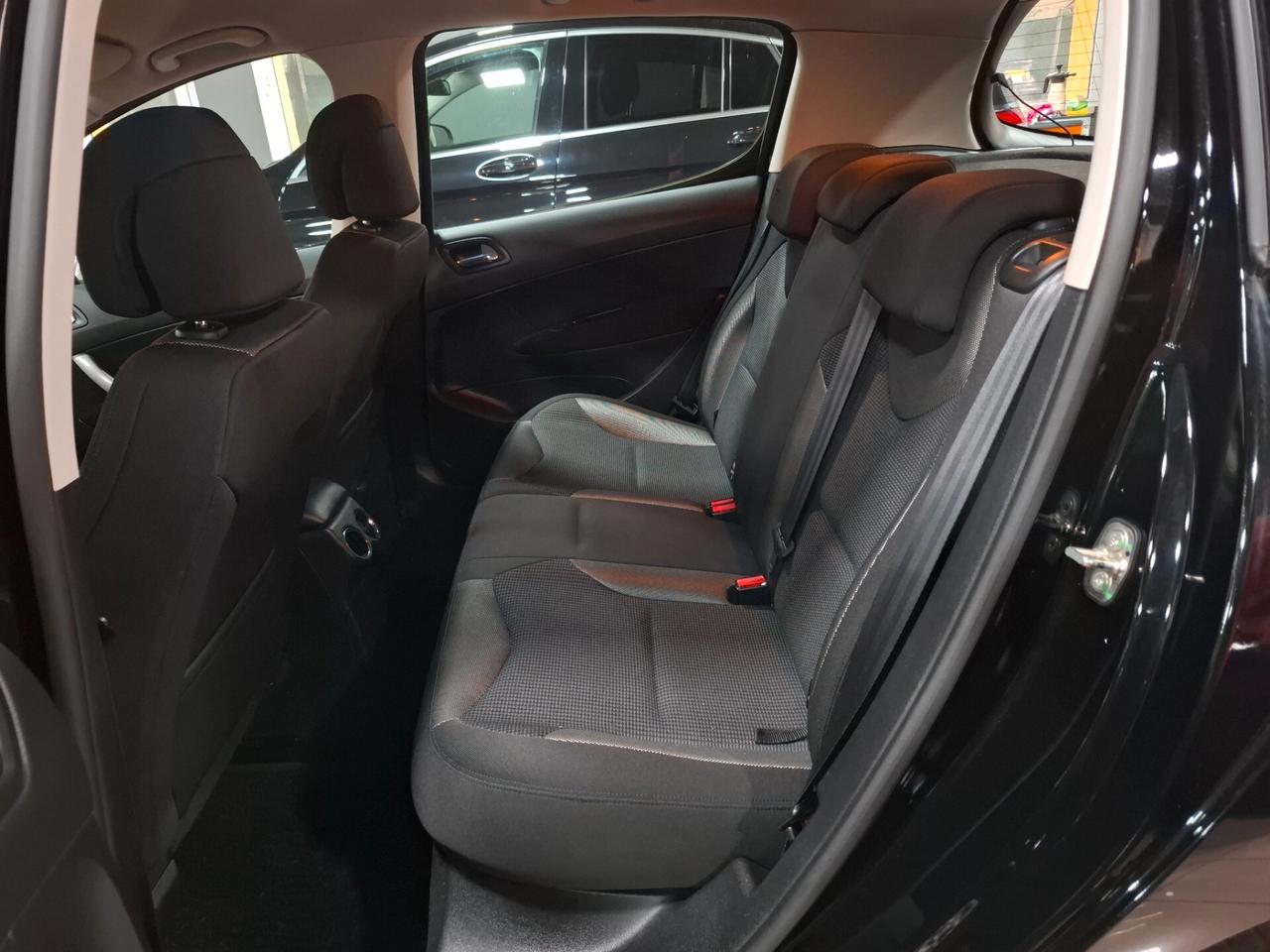 Peugeot 308 1.6 HDI Neopatentato