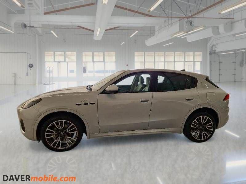 Maserati Grecale Grecale 2.0 mhev GT 300cv auto