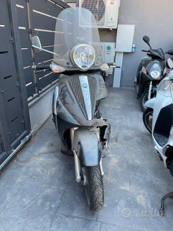 PIAGGIO BEVERLY 300 2010