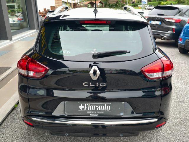 RENAULT Clio Sporter TCe 12V 75 CV Moschino Zen