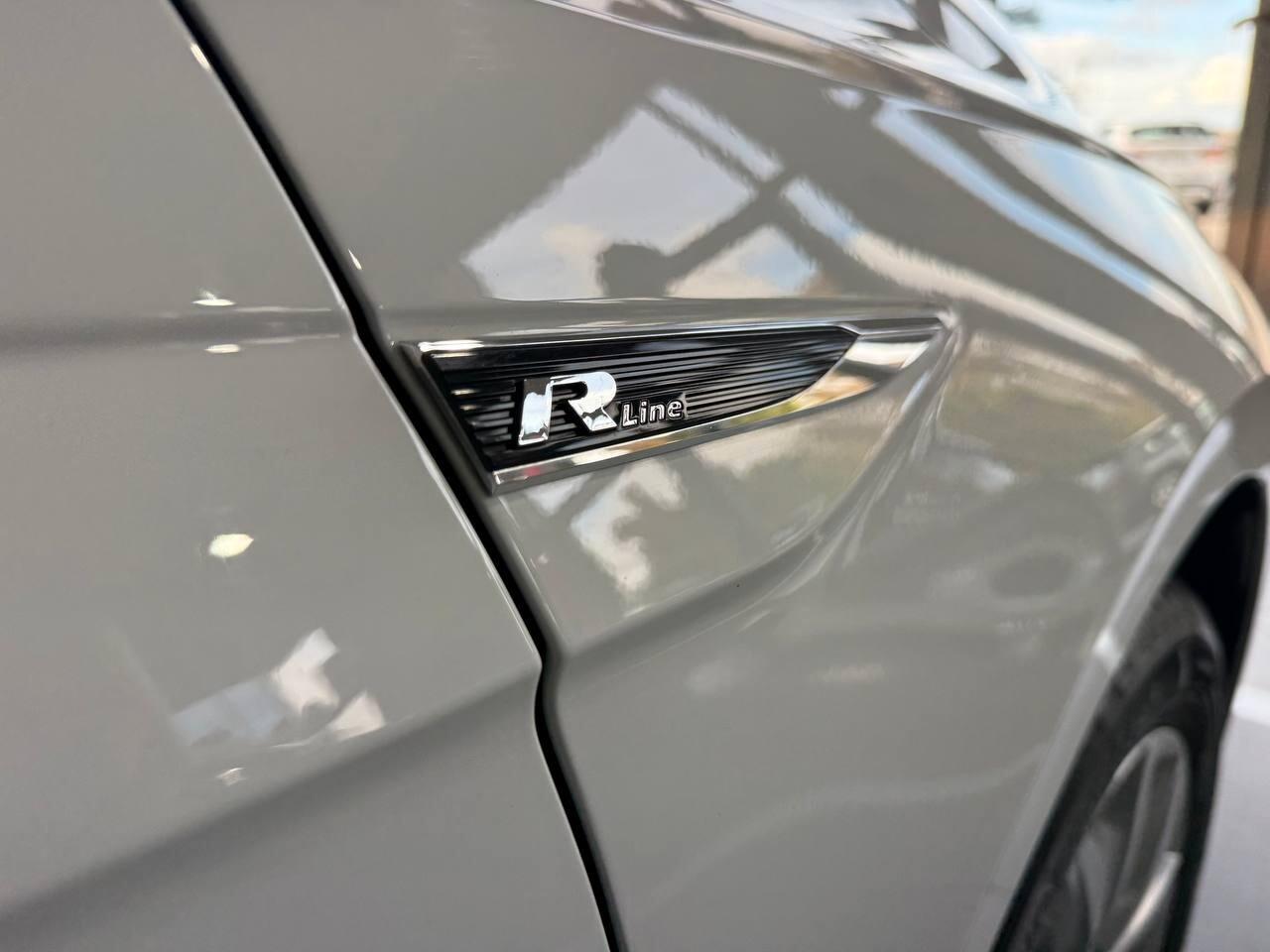 POLO 1.6 TDI 95CV MOD. R-LINE