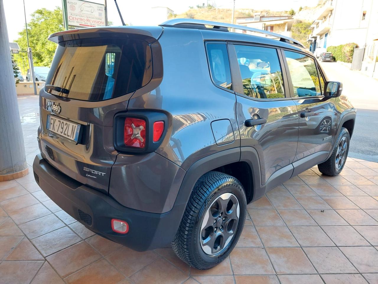 Jeep Renegade 2.0 Mjt 4WD Active Drive Sport