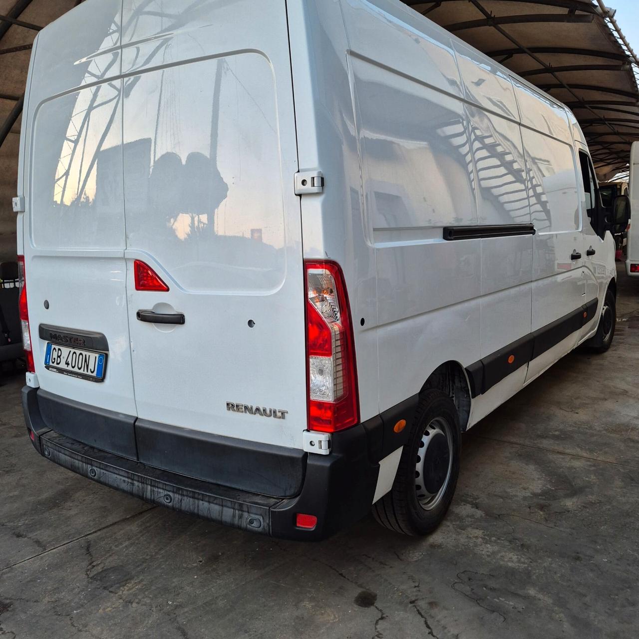 Renault master medio tetto alto
