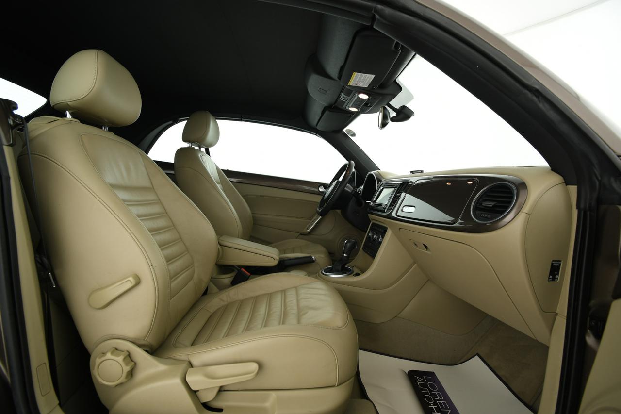 VOLKSWAGEN Maggiolino Cabrio 2.0 tdi Sport 140cv dsg PELLE+LED+C18"
