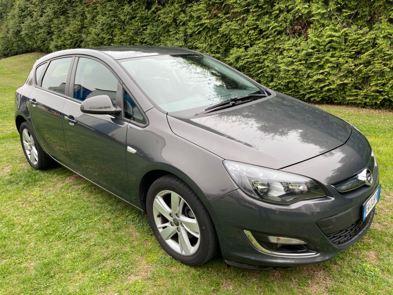 Opel Astra 1.7 CDTI 110CV 5 porte Cosmo