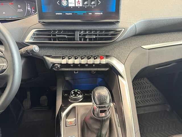 Peugeot 3008 1.2 PureTech Turbo 130 CV Allure