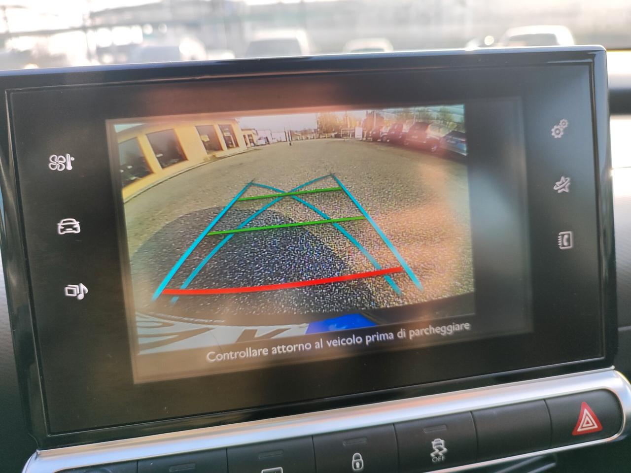 Citroen C4 Cactus BlueHDi 100 Just Black