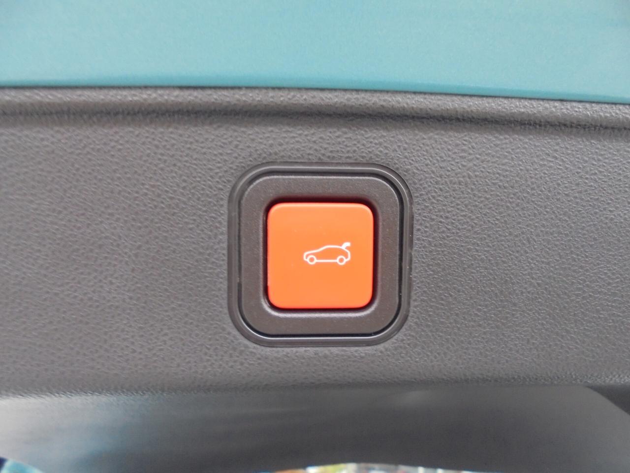 Fiat 600 Hybrid 110 CV DCT MHEV La Prima