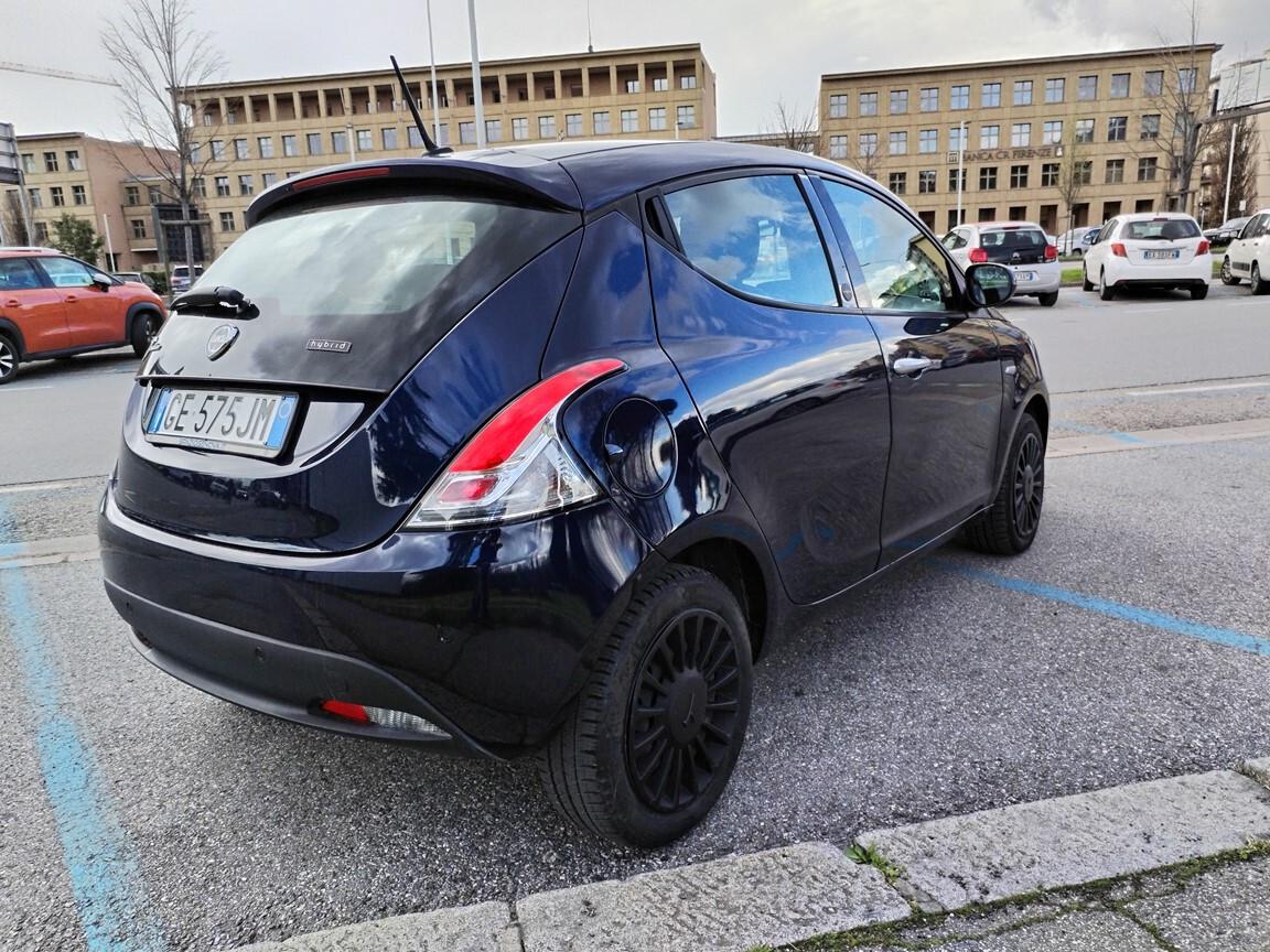 Lancia Ypsilon 1.0 5 p Hybrid Ecochic 110000KM 4/2021 TAGLIANDATA