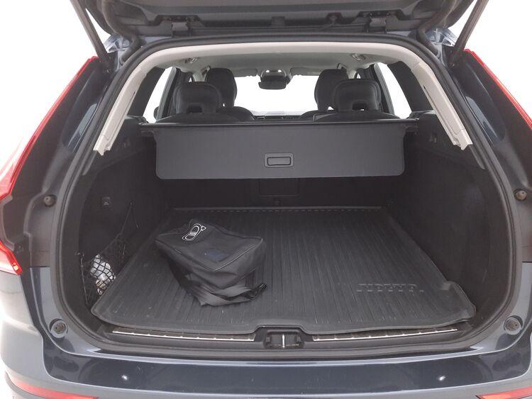 Volvo XC60 B4 Geartronic Momentum Pro BR578407 2.0 Mild Hybrid 197CV