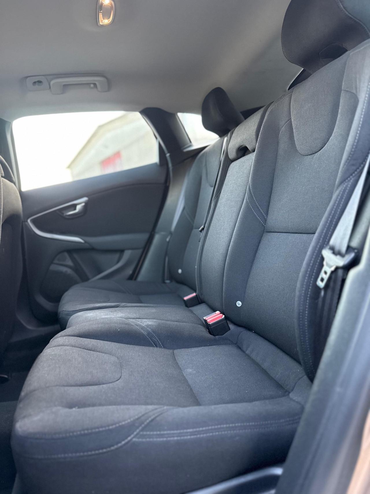 Volvo V40 Cross Country 1.6 diesel euro 5 km 150.000