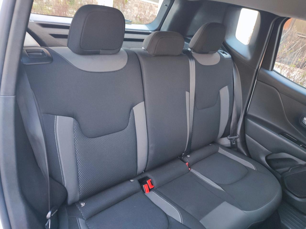 JEEP RENEGADE LIMITED 1.6 MJET 130 CV SCHERMO GRANDE DA VETRINA