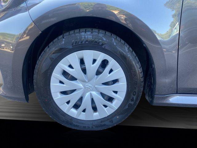 TOYOTA Yaris 1.5 Hybrid 5p Business