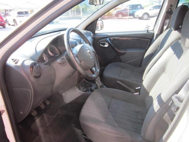 Dacia Duster 1.5 dCi 110CV 4x2 Lauréate CON GANCIO TRAINO